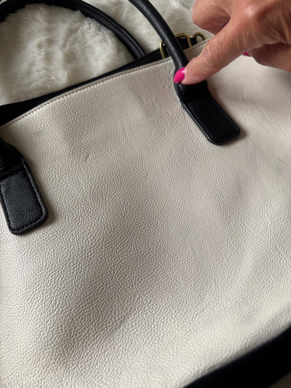 Betsy Johnson Cream and Black Striped Tote with Gold Bow Accent - Picture 7 of 9